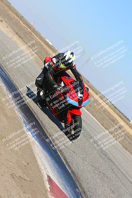 media/Mar-07-2022-Fun Track Dayz (Mon) [[9cc4a7dca7]]/Novice Group/145pm (Grapevine)/